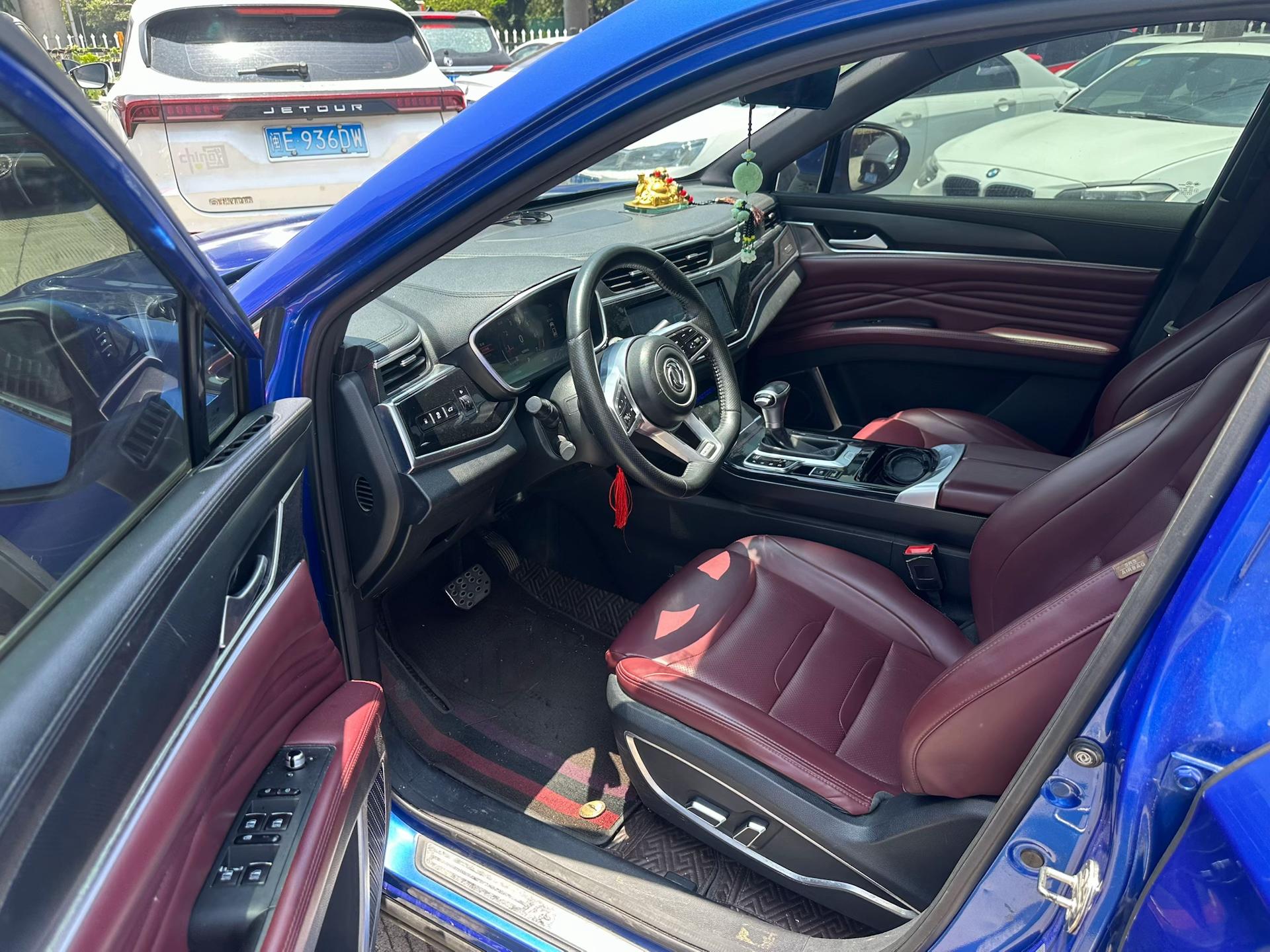 Dongfeng Fengon ix5 2019 thumb 6