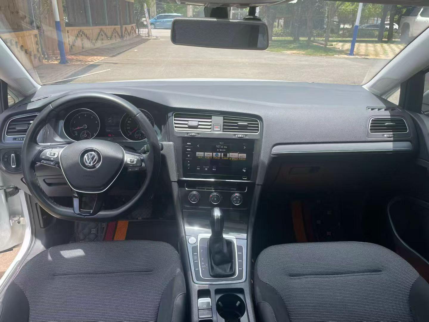 Volkswagen Golf Sportsvan 2020 thumb 5