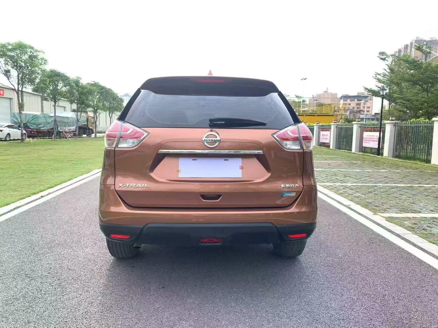 Nissan X-Trail 2014 thumb 3