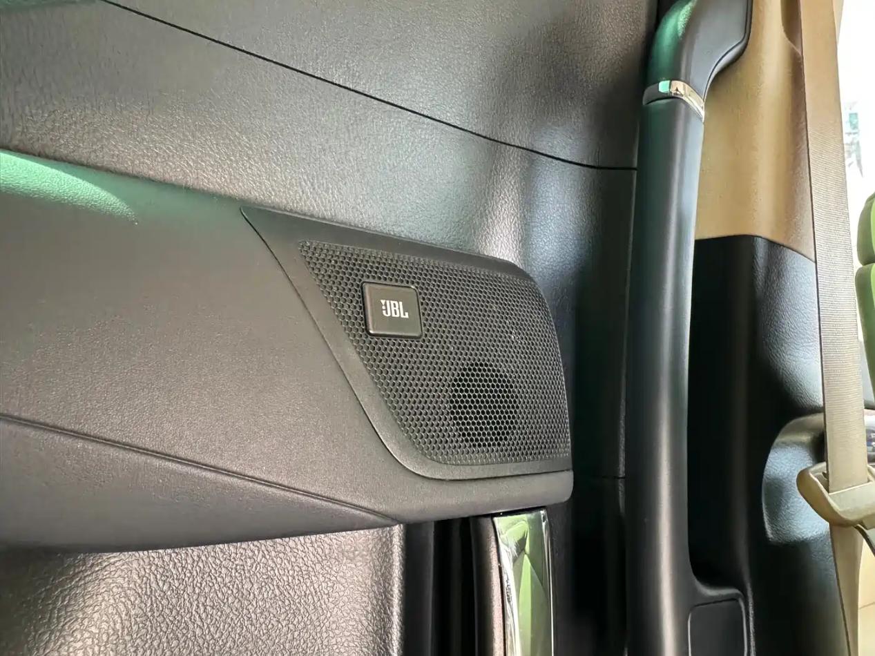 Toyota Alphard 2021 thumb 11