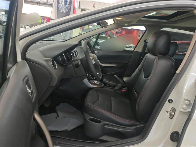 Peugeot 408 2013 thumb 8
