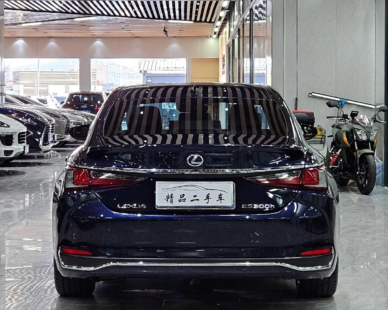 Lexus ES 2020 thumb 3