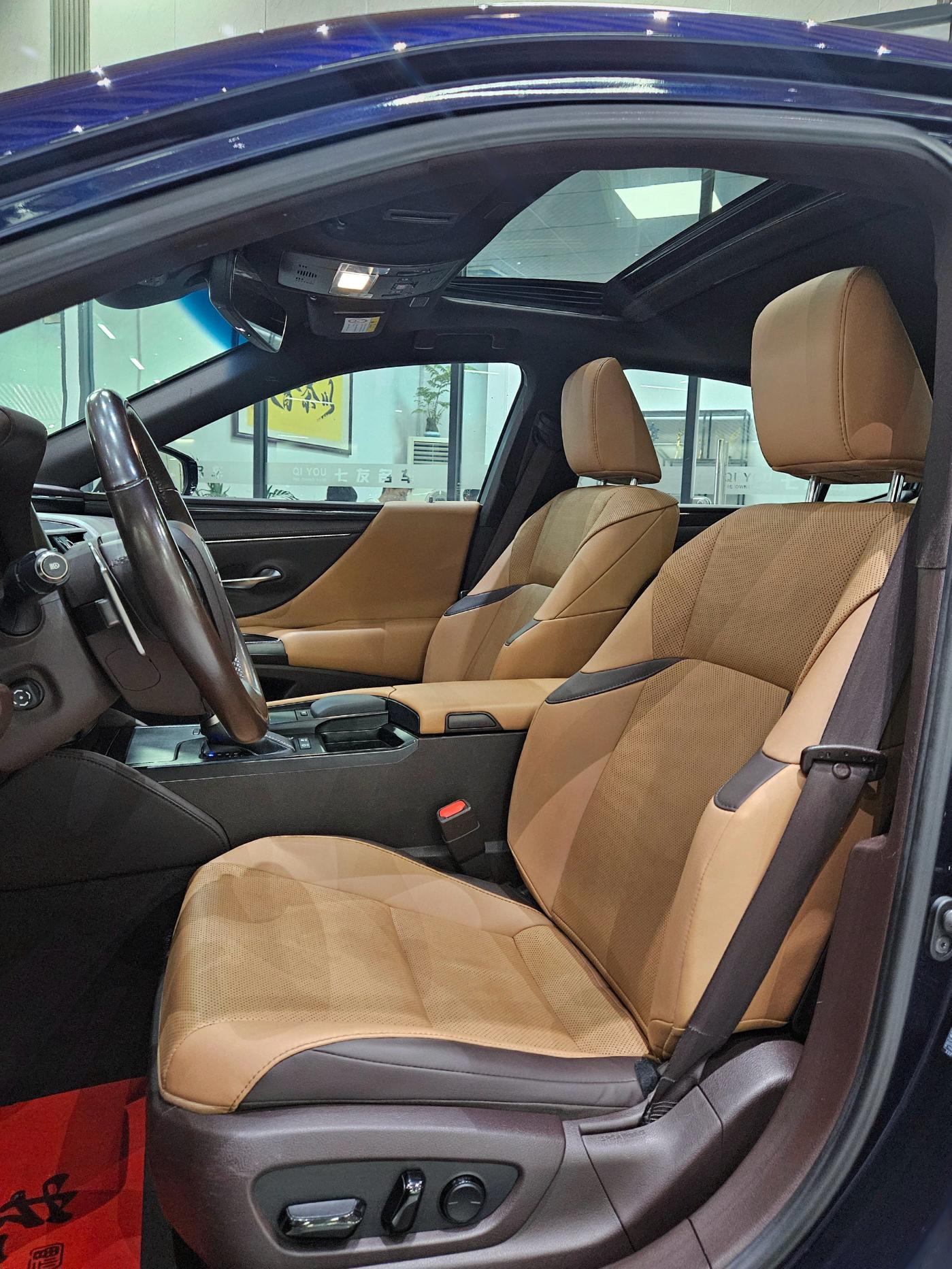 Lexus ES 2020 thumb 6