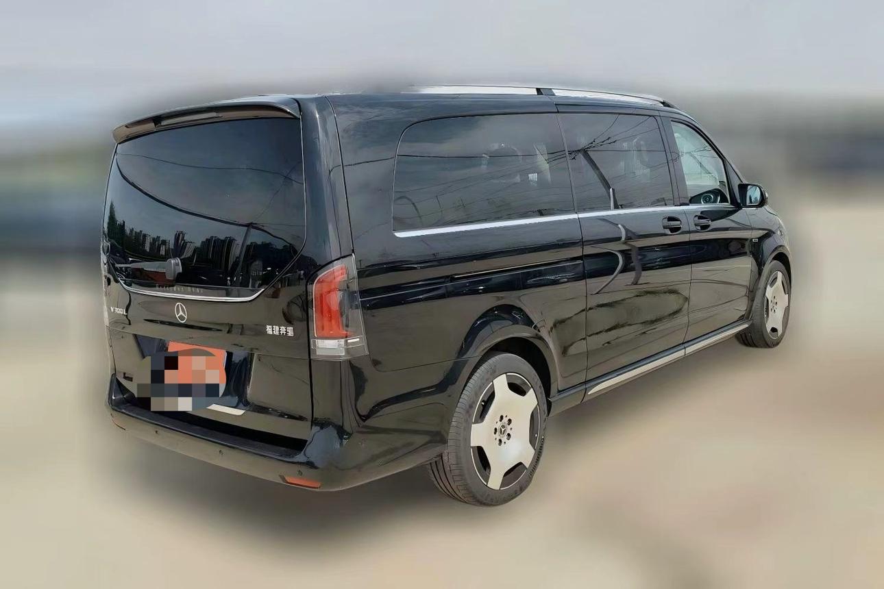 Mercedes-Benz V-Класс 2024 thumb 9