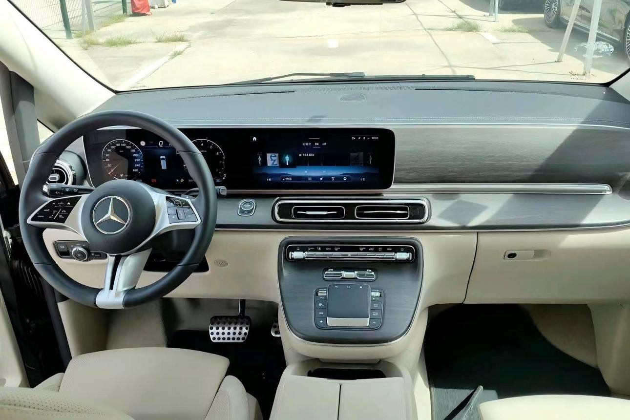 Mercedes-Benz V-Класс 2024 thumb 11