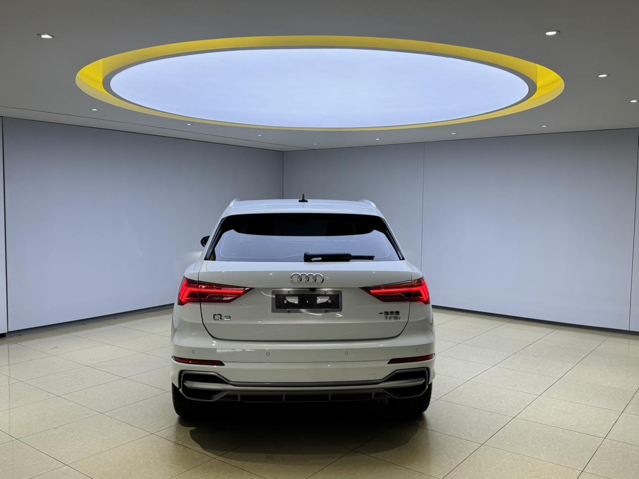 Audi Q3 2022 thumb 3