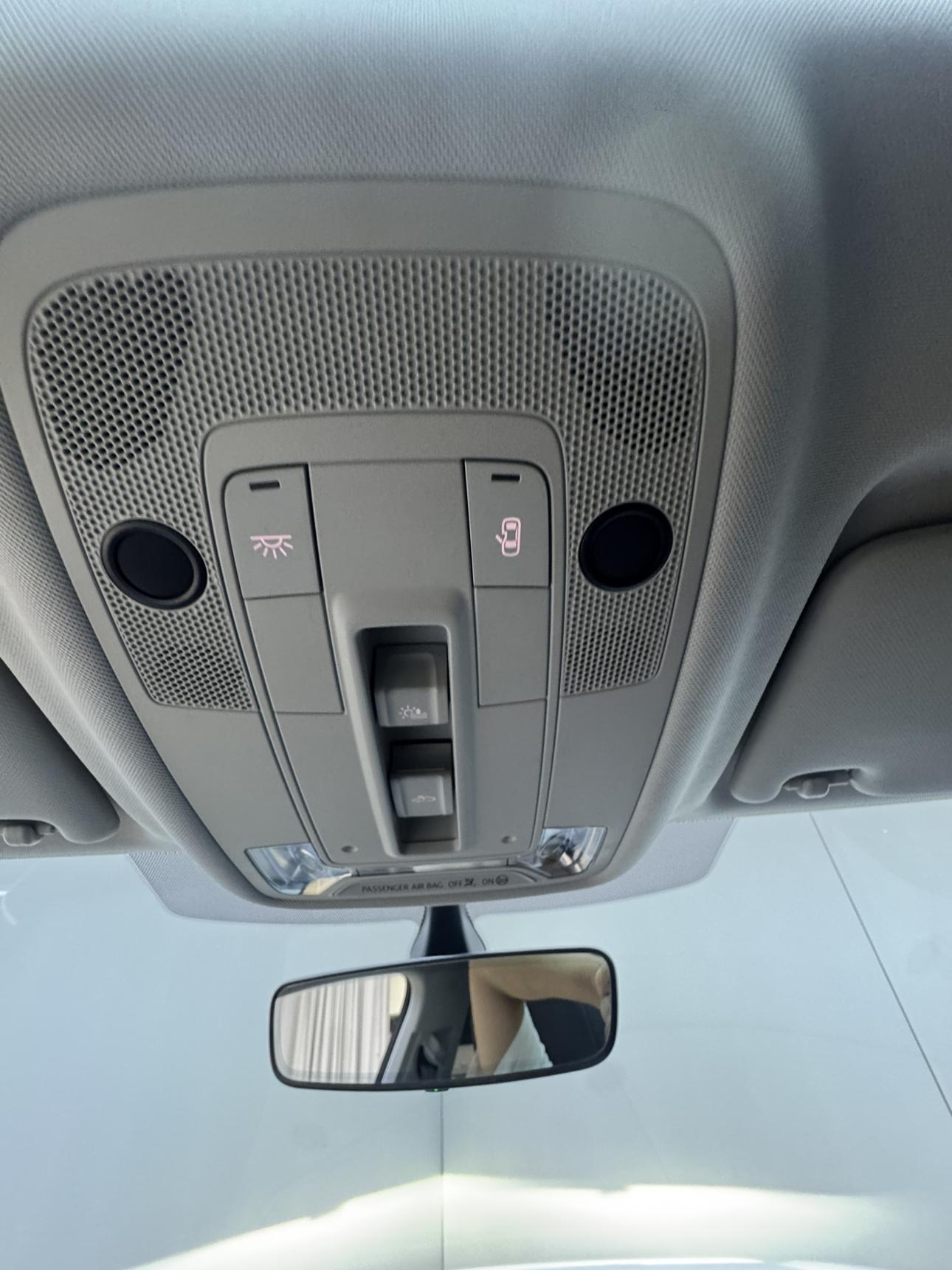 Audi Q3 2022 thumb 9