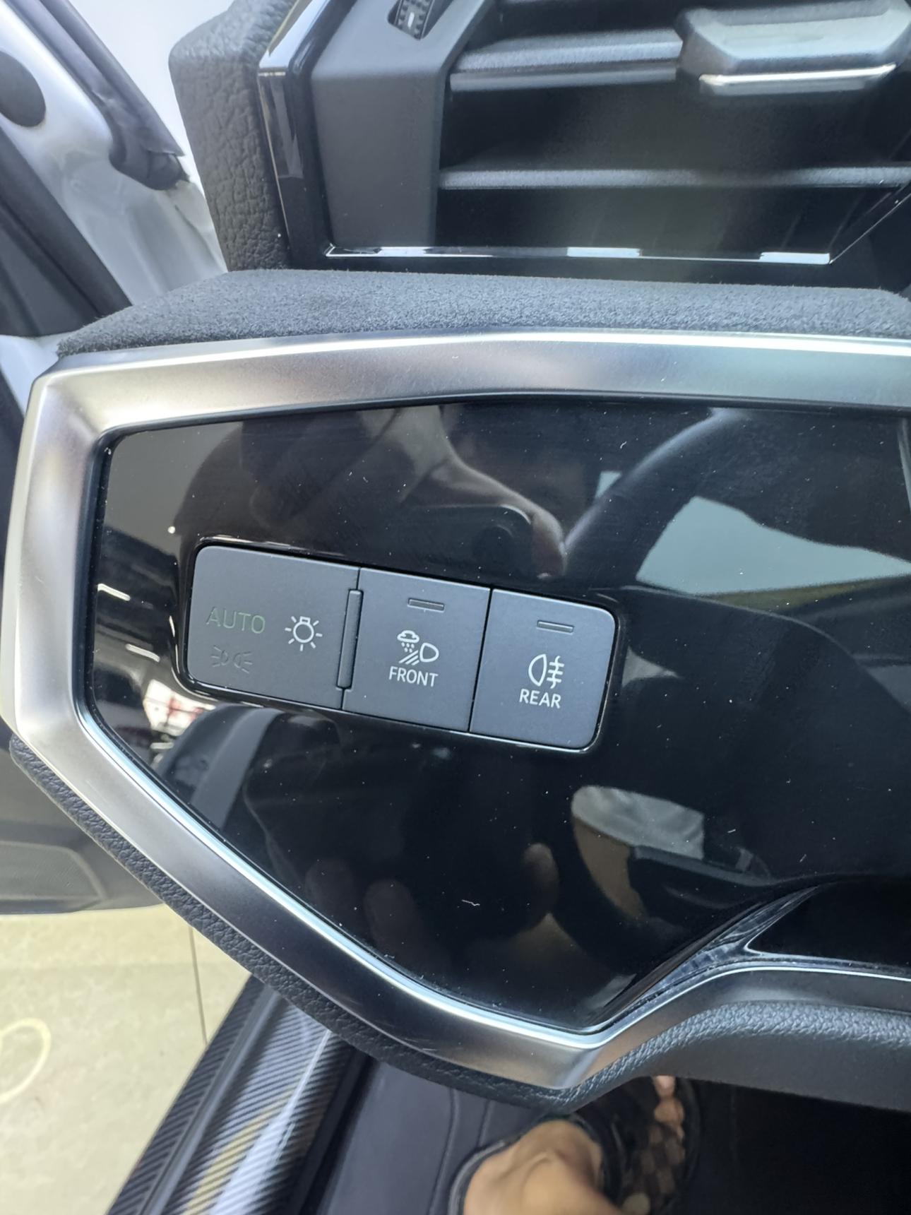 Audi Q3 2022 thumb 12
