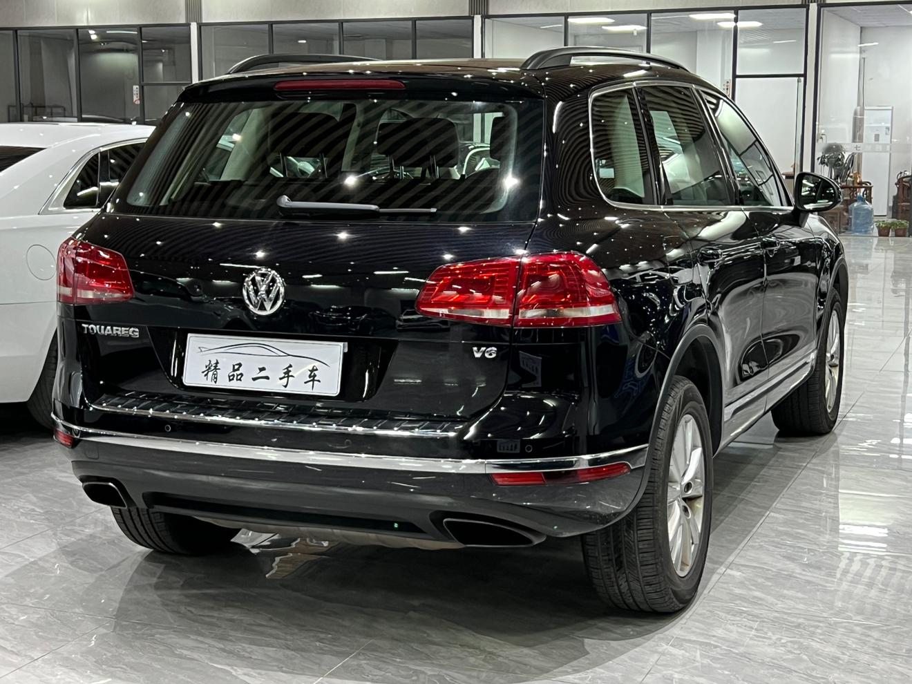 Volkswagen Touareg 2017 thumb 4