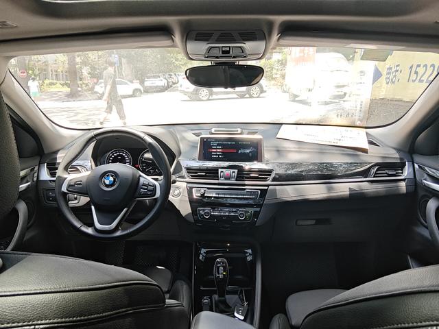 BMW X2 2019 thumb 4