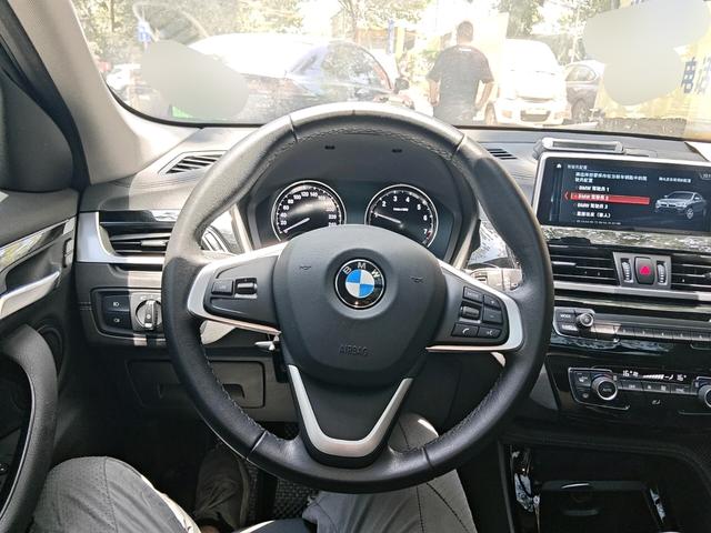 BMW X2 2019 thumb 6