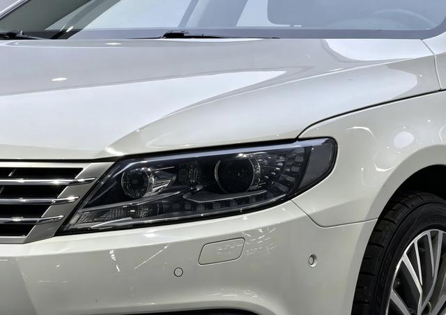 Volkswagen Arteon 2018 thumb 10