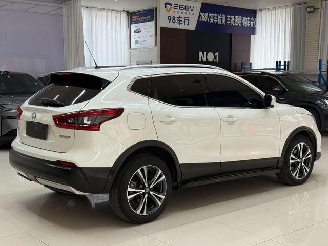 Nissan Qashqai+2 2022 thumb 4