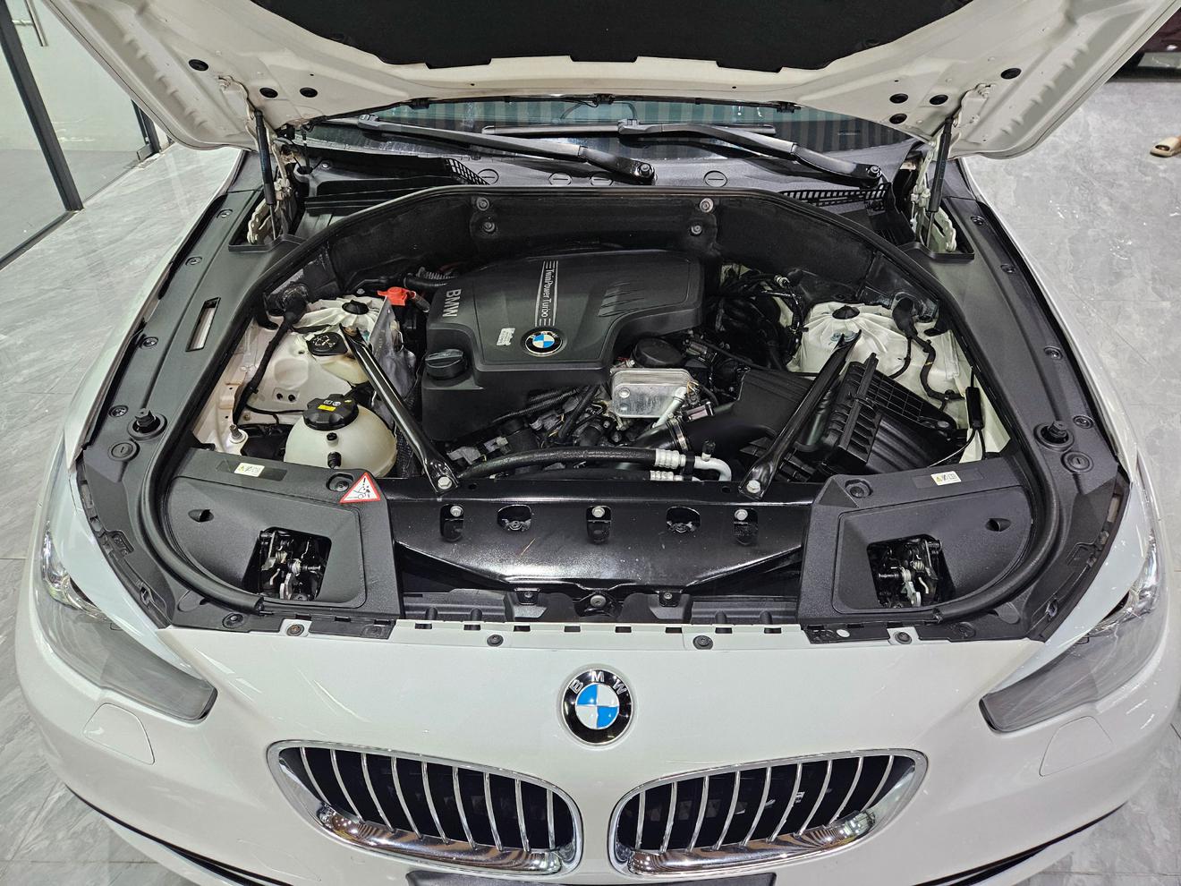 BMW 5 серии 2014 thumb 4