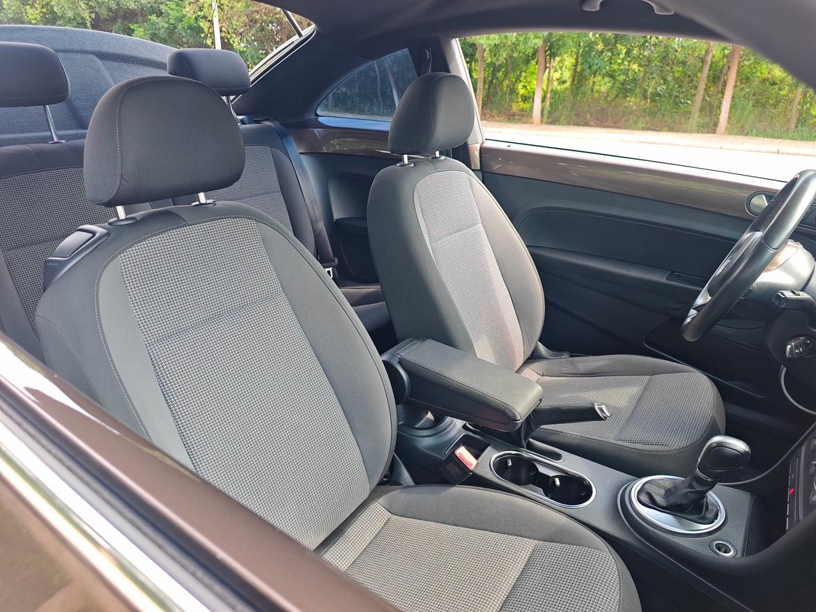 Volkswagen Beetle 2015 thumb 6