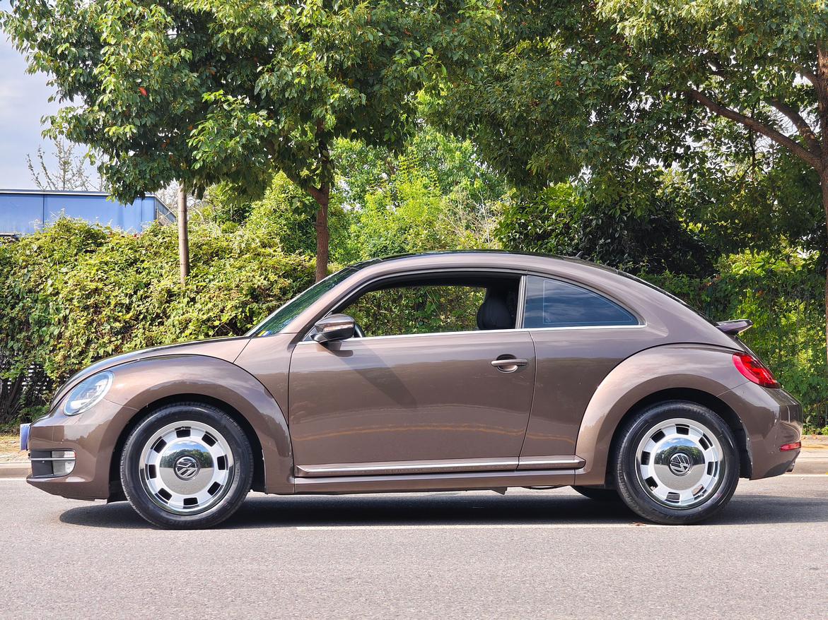 Volkswagen Beetle 2015 thumb 10