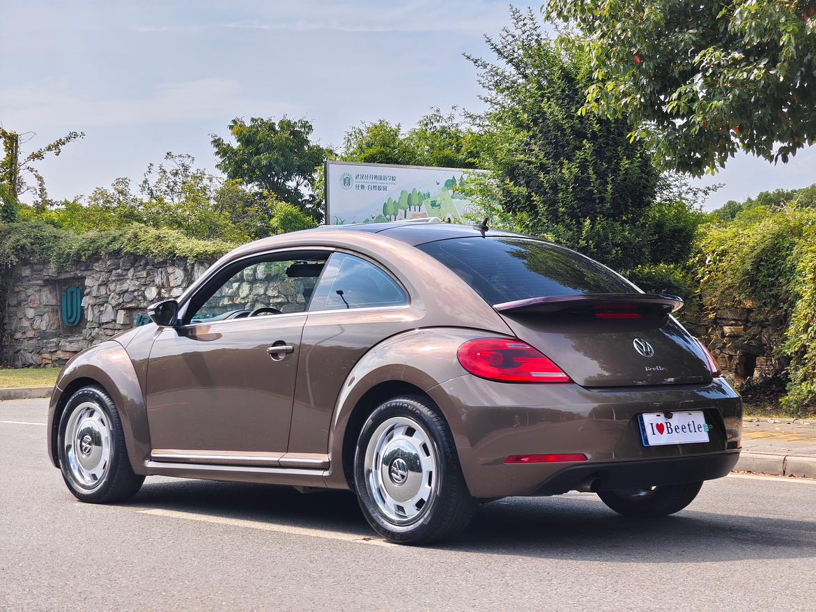 Volkswagen Beetle 2015 thumb 11