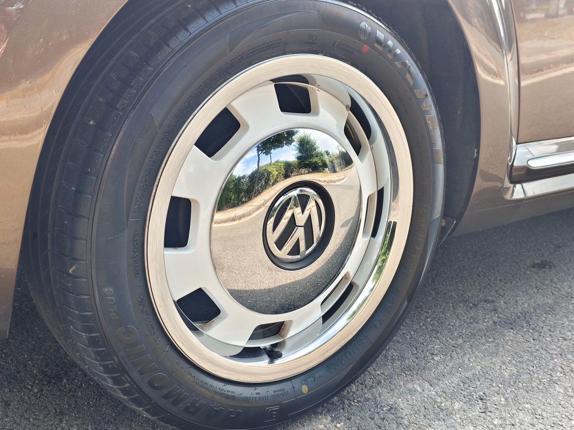 Volkswagen Beetle 2015 thumb 12