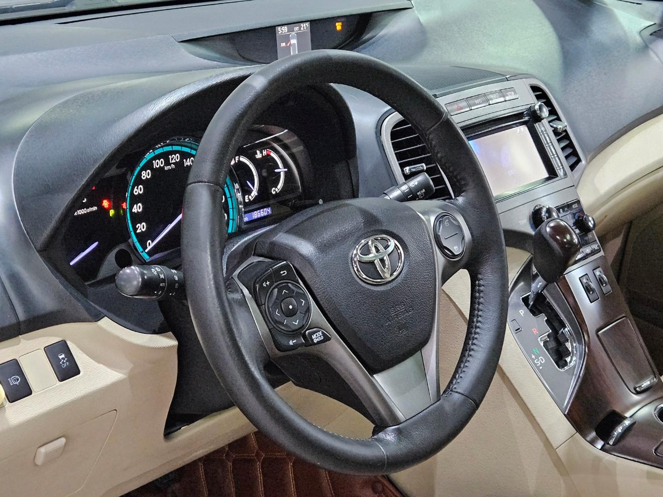 Toyota Venza 2013 thumb 10