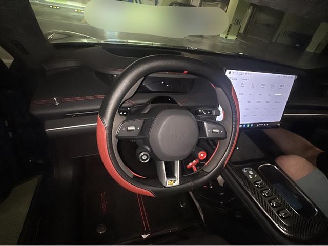 Xiaomi SU7 Ultra 2025 thumb 5