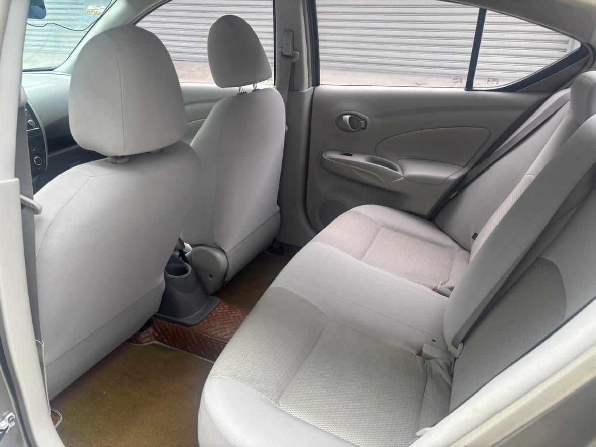 Nissan Sunny 2015 thumb 7