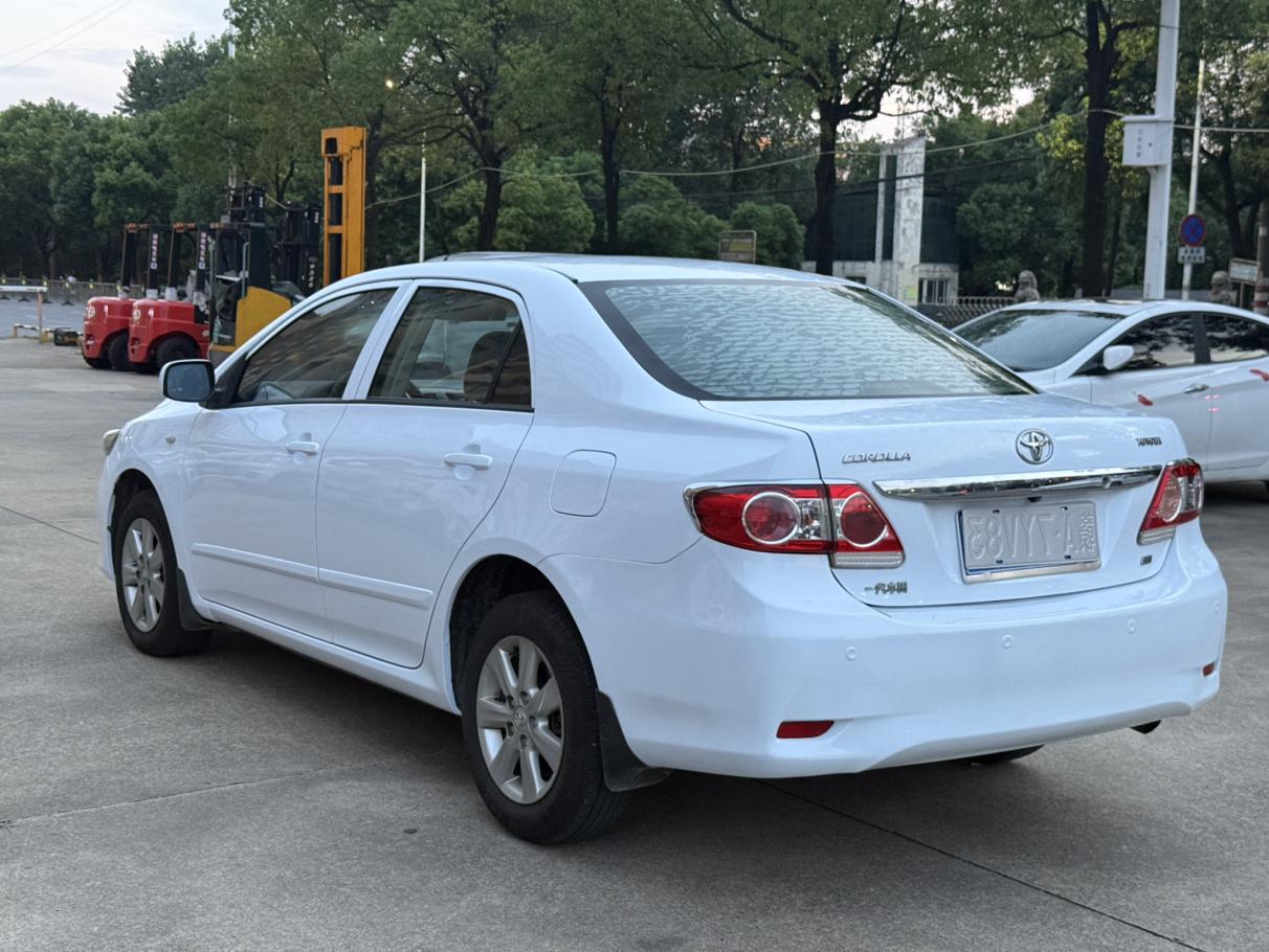 Toyota Corolla Rumion 2012 thumb 11