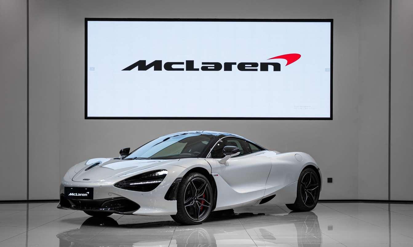 McLaren 720S 2019 thumb 9