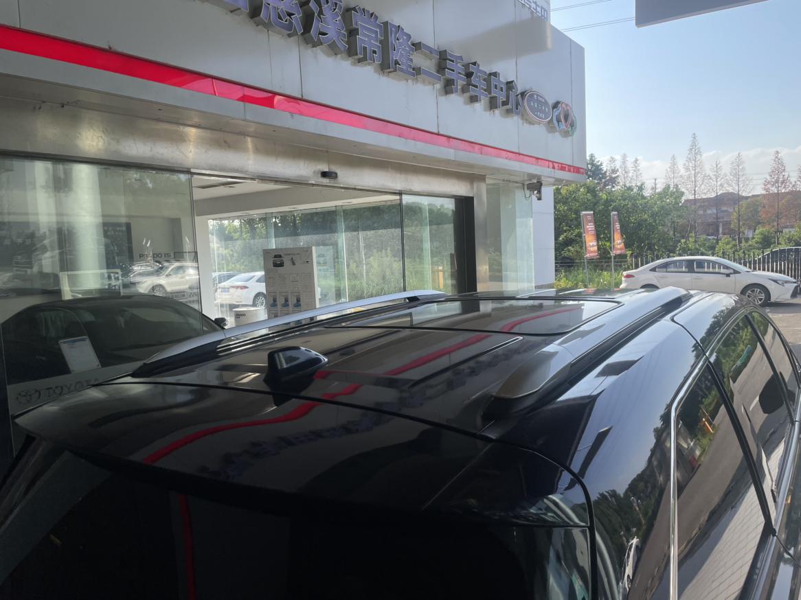 Toyota Granvia 2023 thumb 10