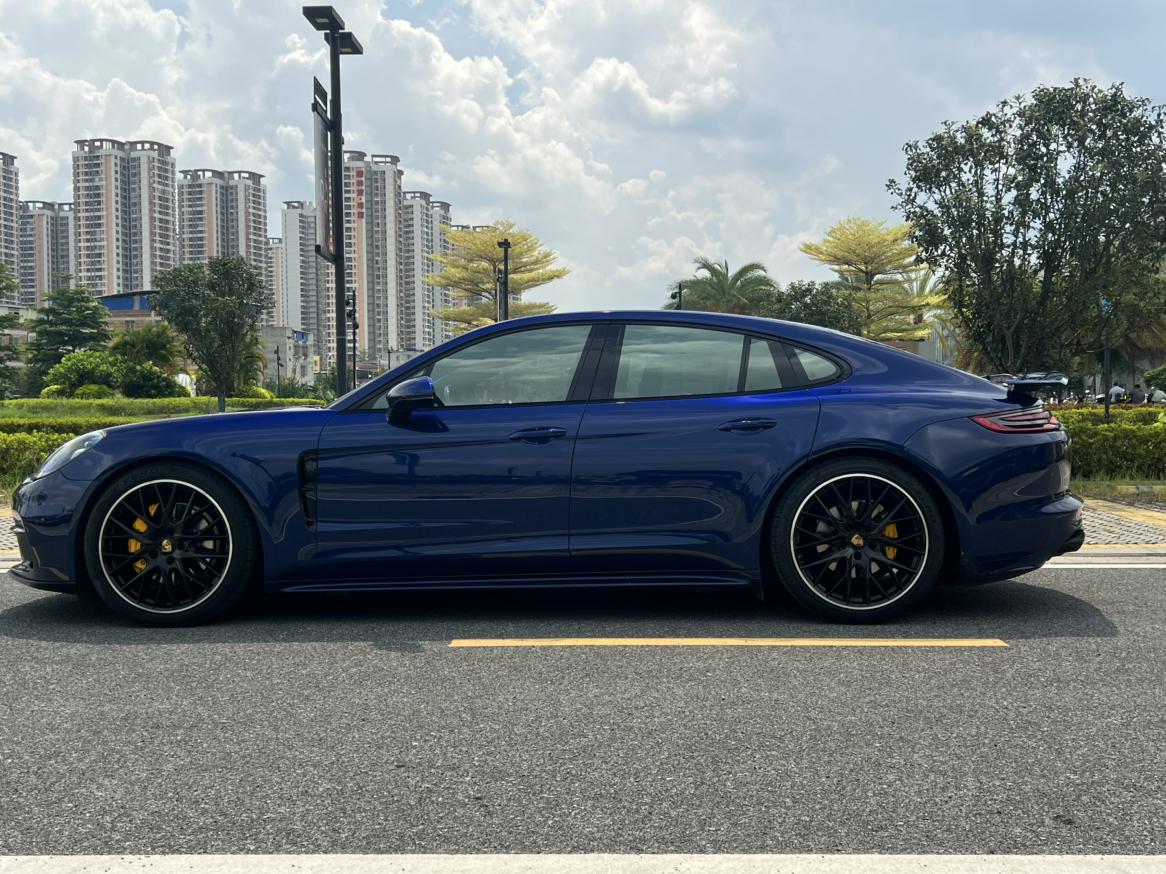 Porsche Panamera 2020 thumb 2