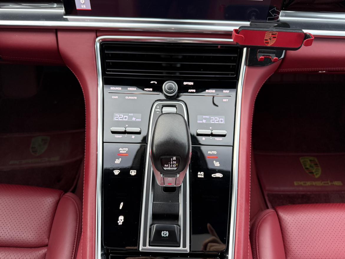 Porsche Panamera 2020 thumb 7