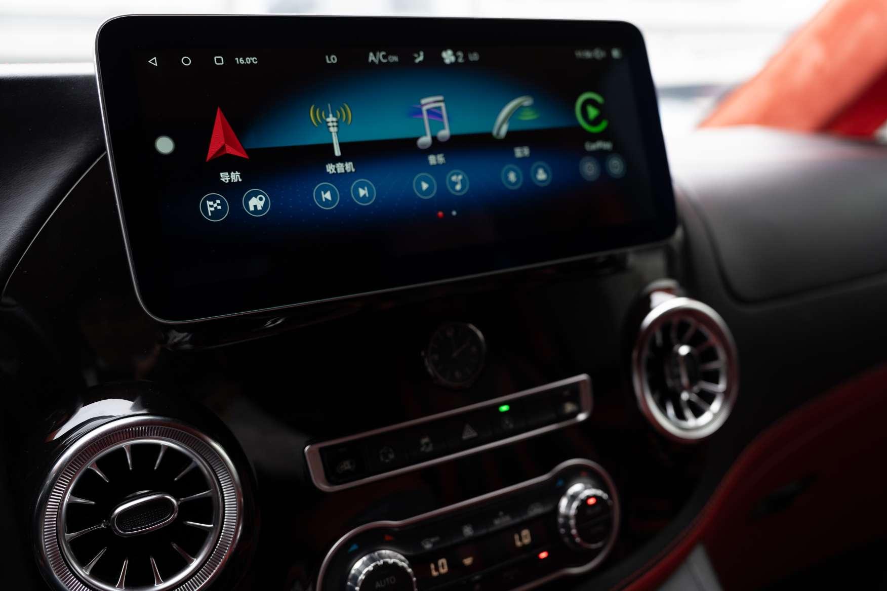 Mercedes-Benz Wei Ting 2018 thumb 8