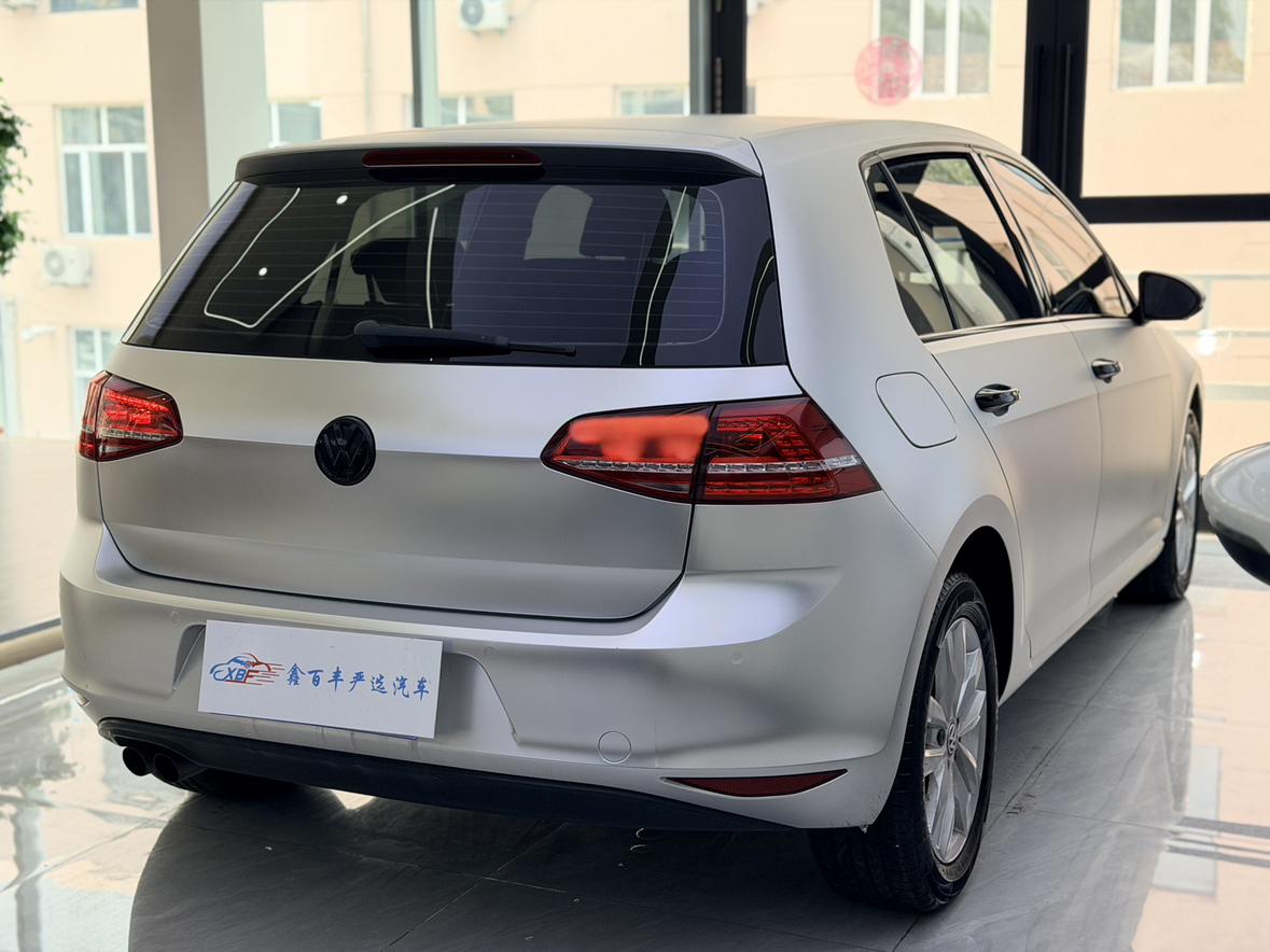 Volkswagen Golf Sportsvan 2016 thumb 4