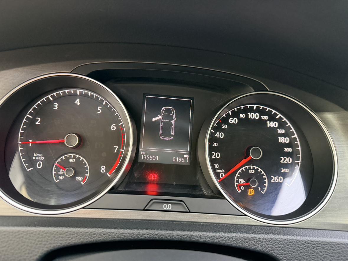 Volkswagen Golf Sportsvan 2016 thumb 7