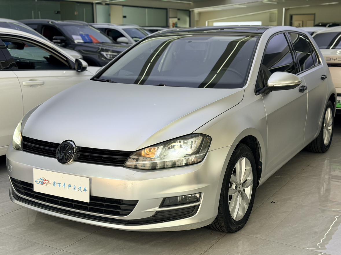 Volkswagen Golf Sportsvan 2016 thumb 10