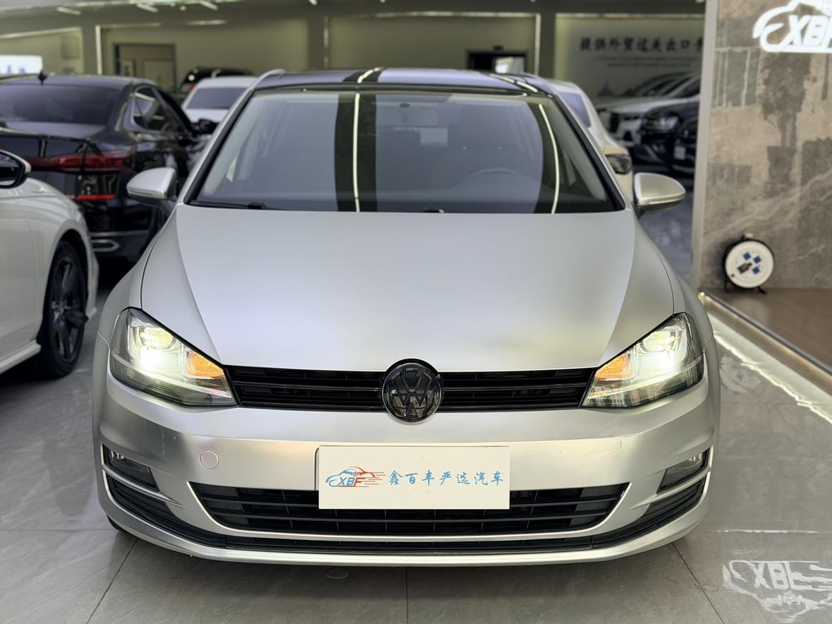 Volkswagen Golf Sportsvan 2016 thumb 11