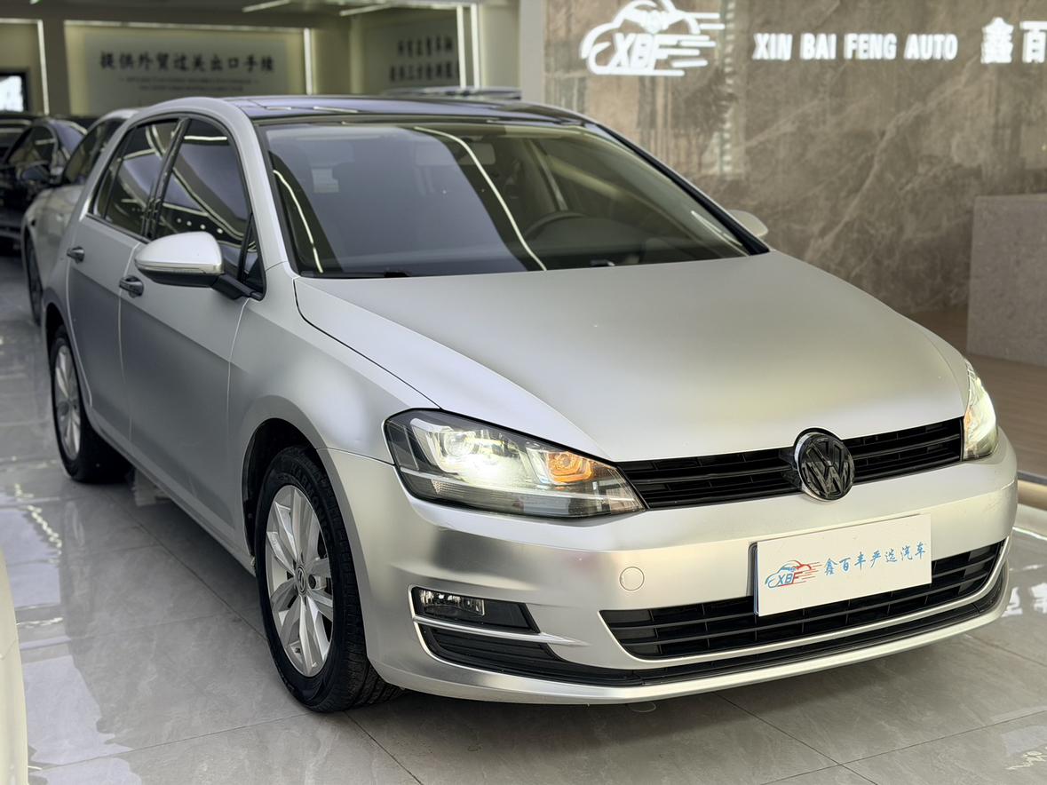 Volkswagen Golf Sportsvan 2016 thumb 12