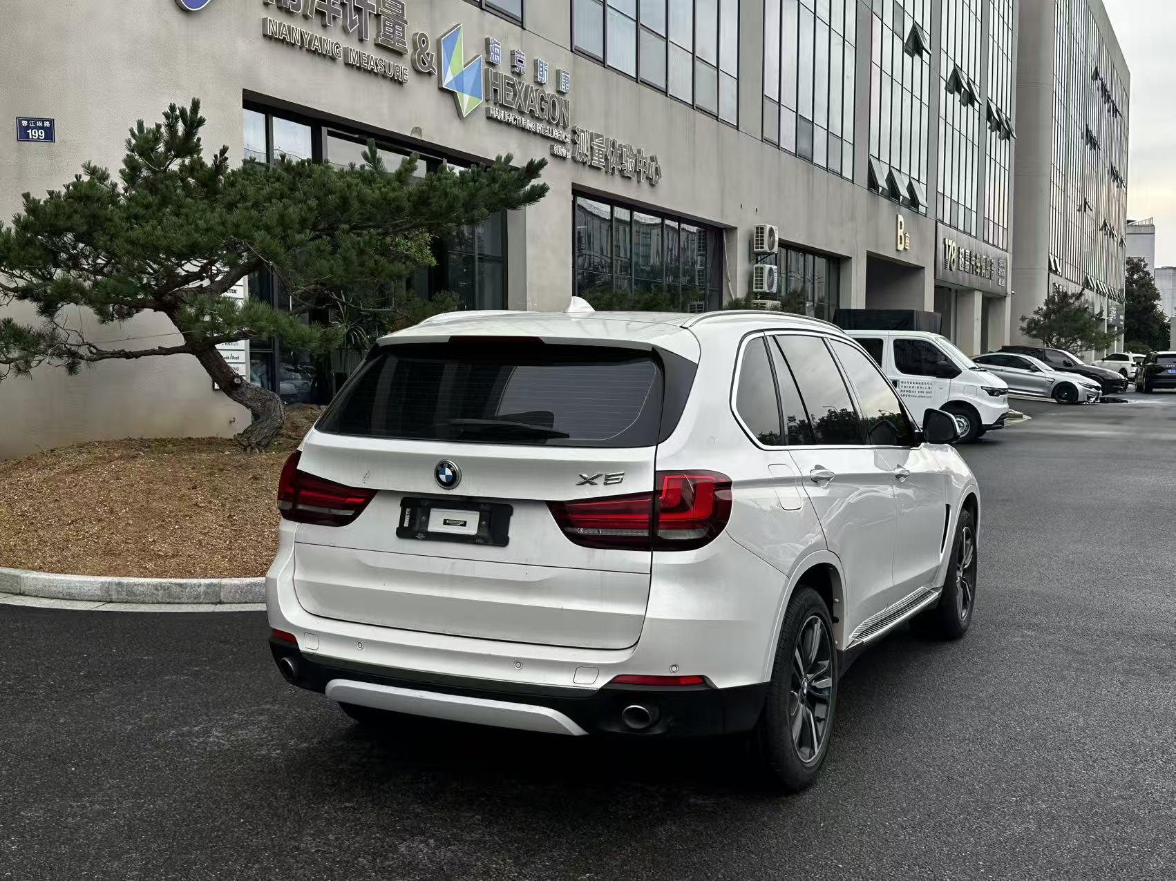BMW X5 2017 thumb 2