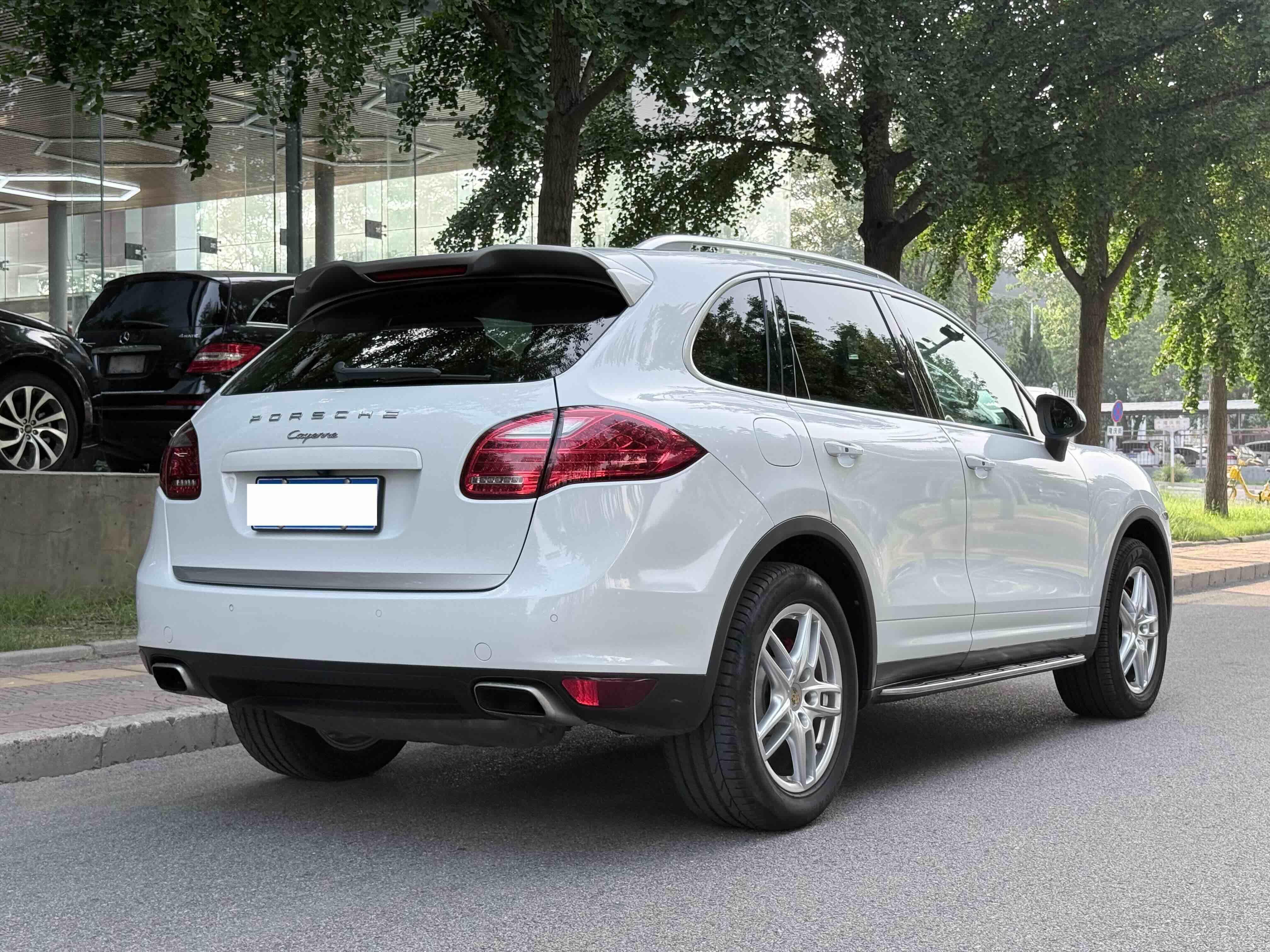 Porsche Cayenne 2014 thumb 4