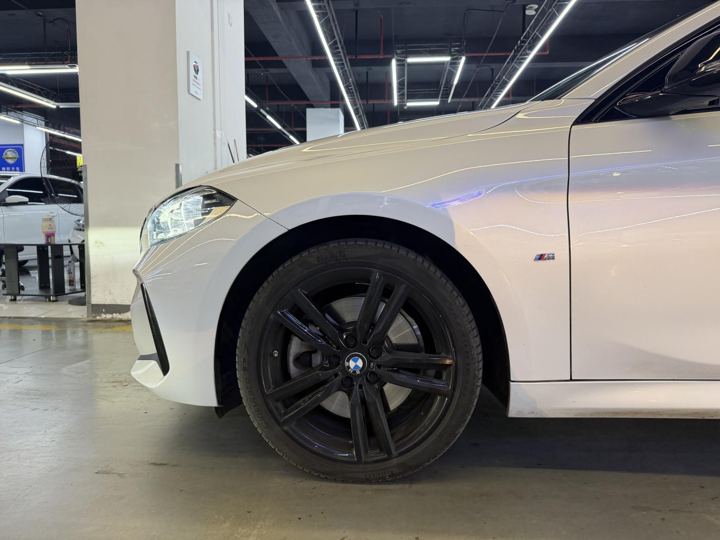 BMW 1 серии 2023 thumb 8