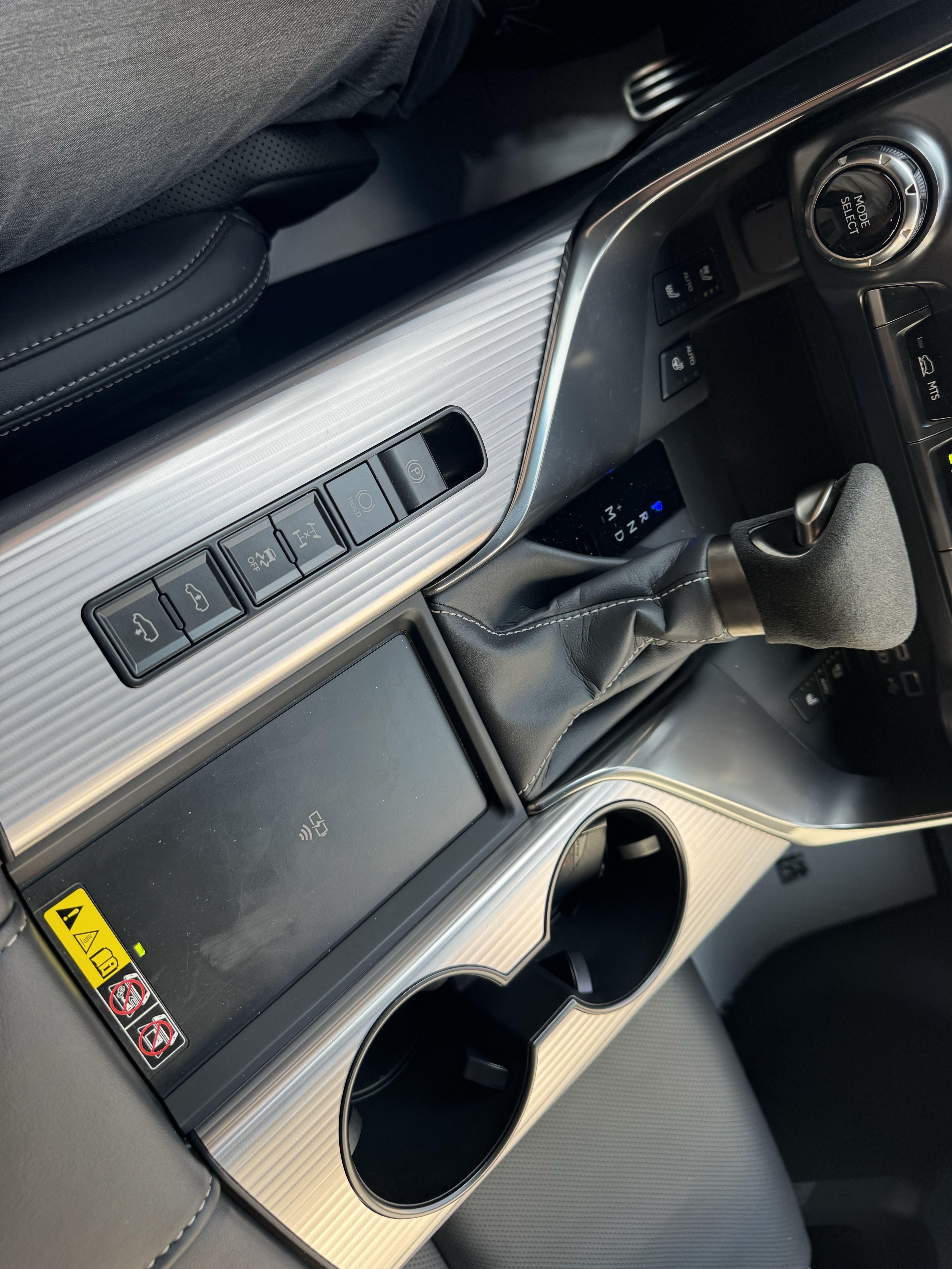 Lexus LX 2023 thumb 3