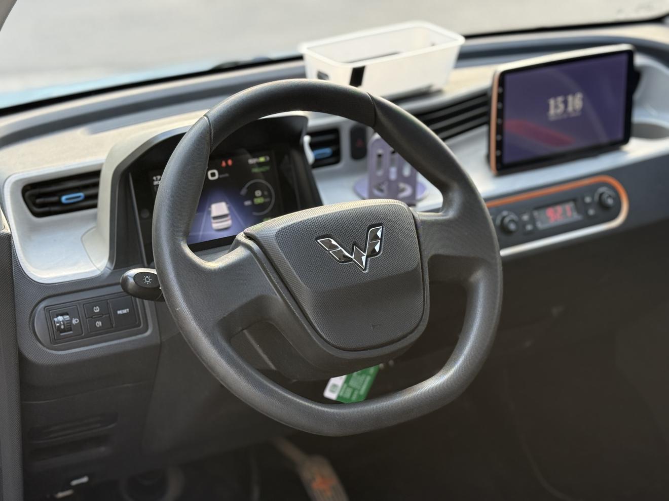 Wuling Mini EV 2020 thumb 5
