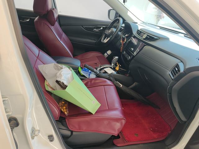 Nissan X-Trail 2021 thumb 9