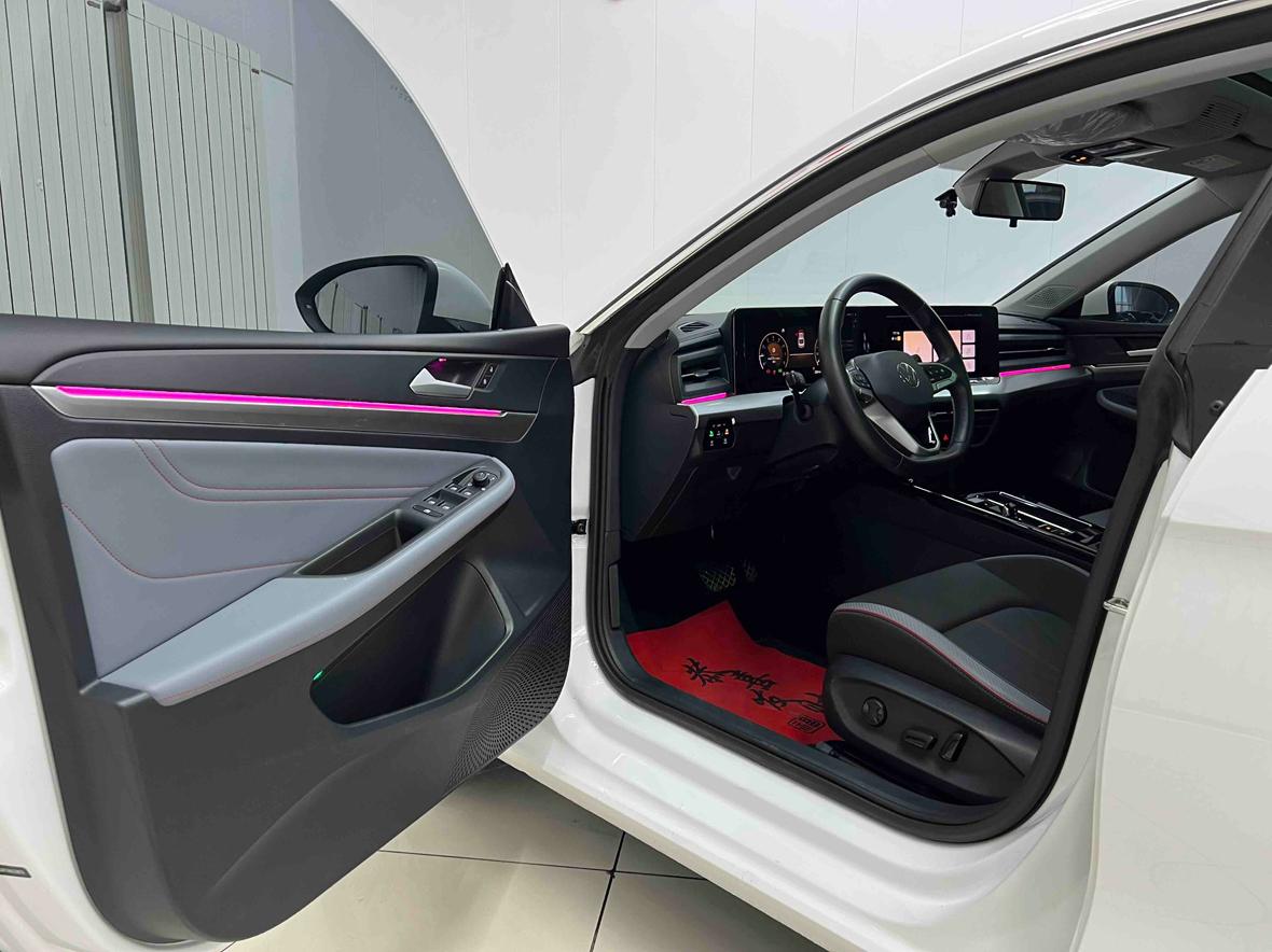 Volkswagen Lamando 2023 thumb 8