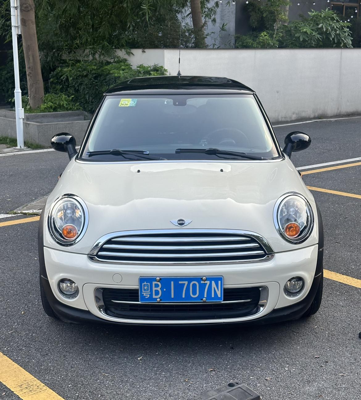 Mini Hatch 2011 thumb 12