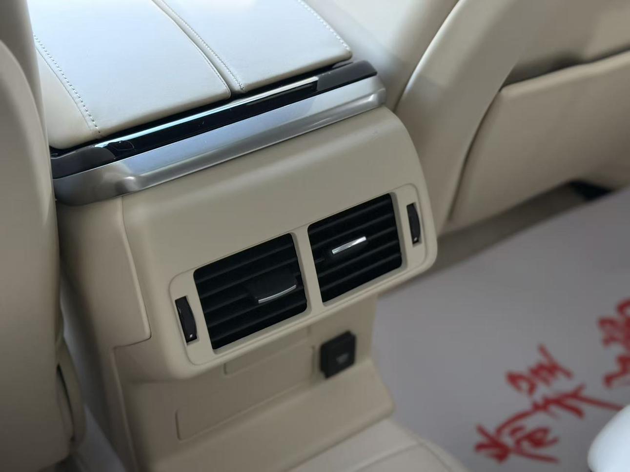 Land Rover Range Rover Evoque 2020 thumb 4