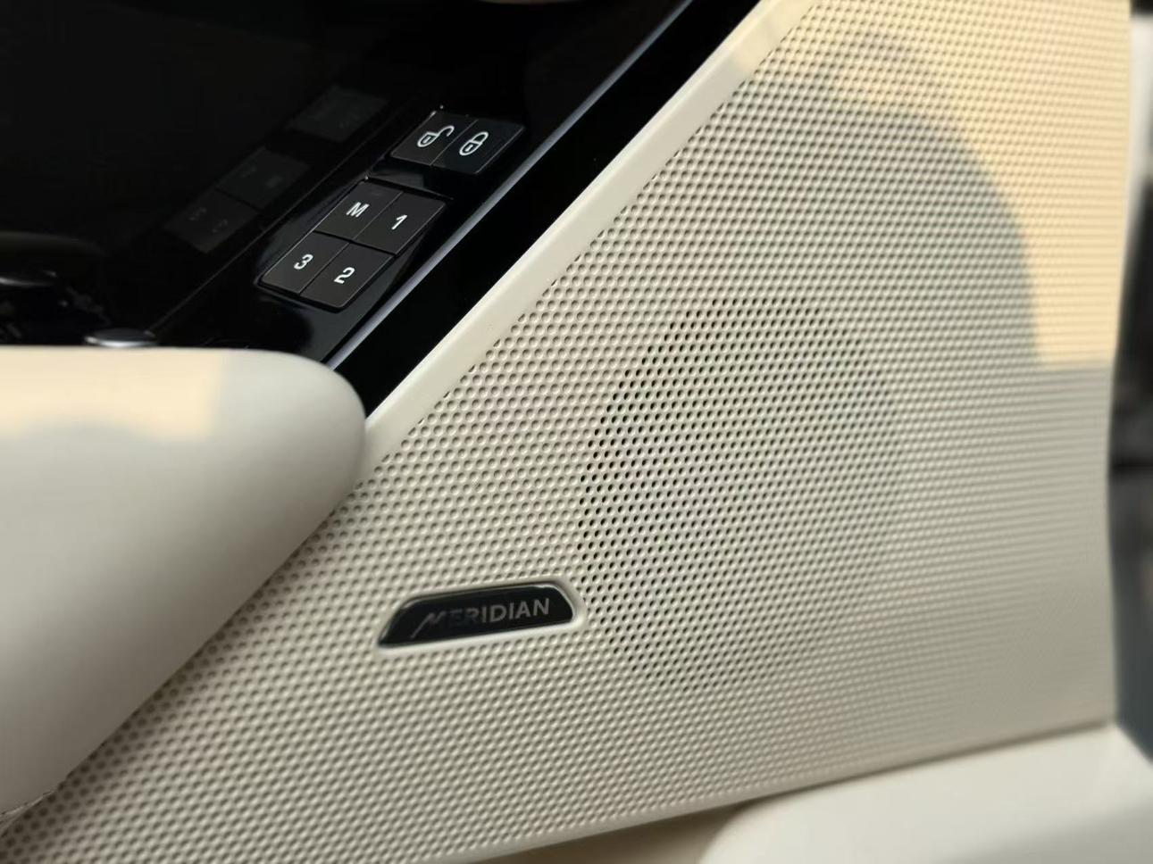 Land Rover Range Rover Evoque 2020 thumb 6