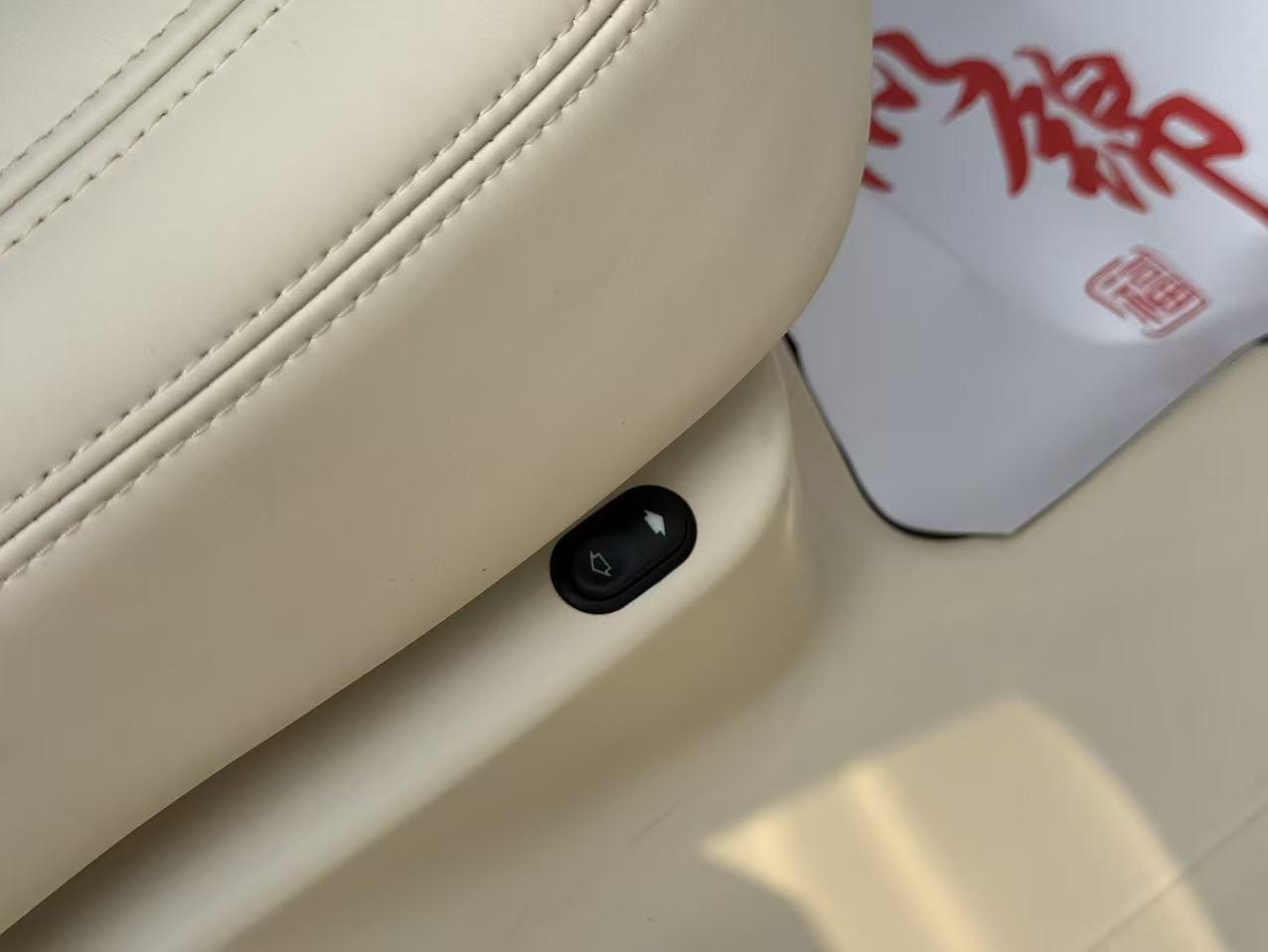 Land Rover Range Rover Evoque 2020 thumb 7