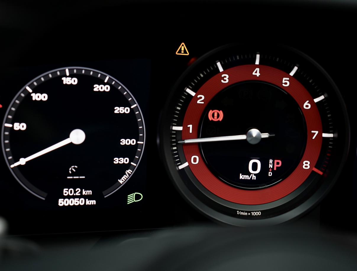 Porsche 911 2022 thumb 9