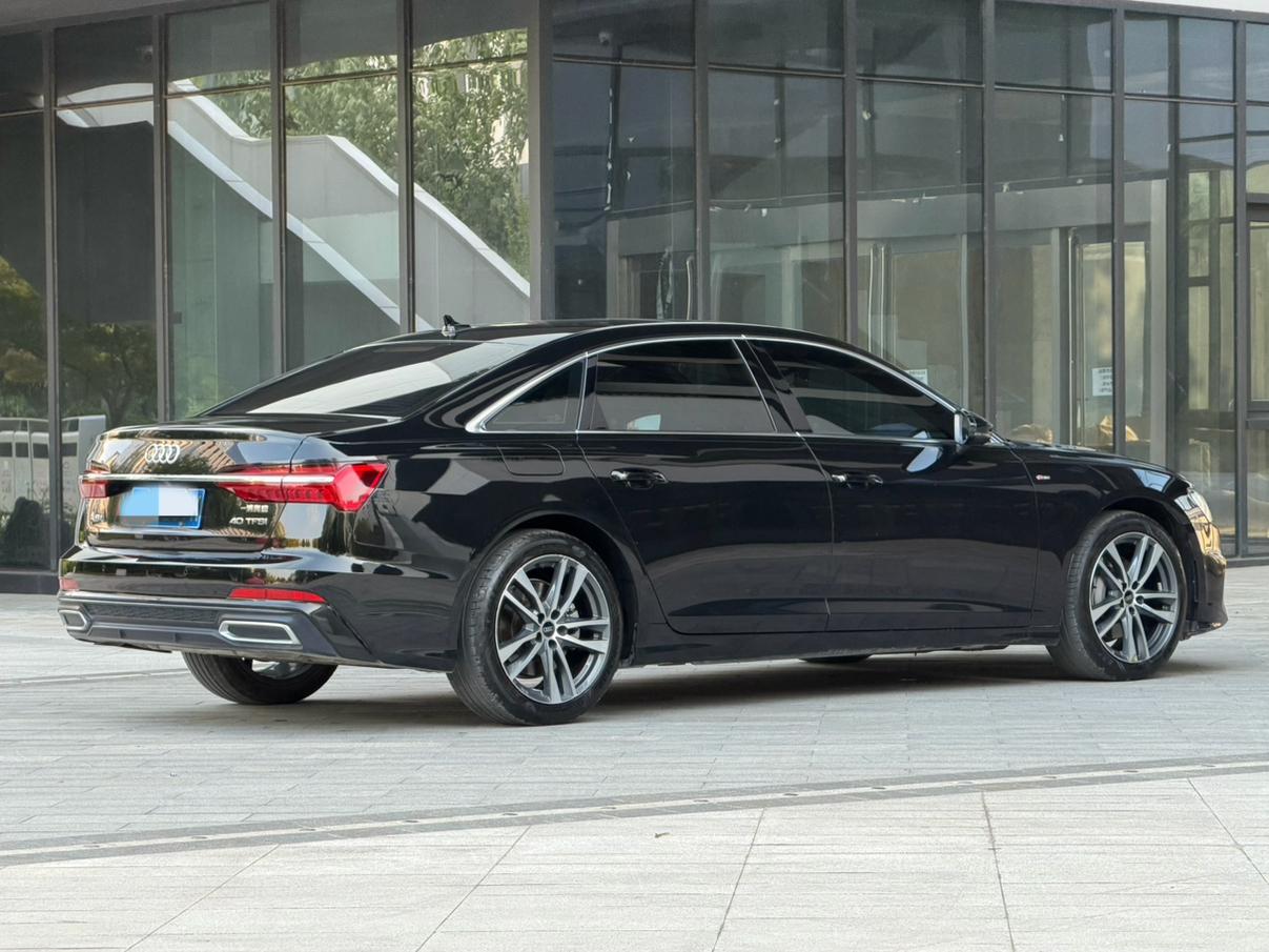 Audi A6 2022 thumb 4