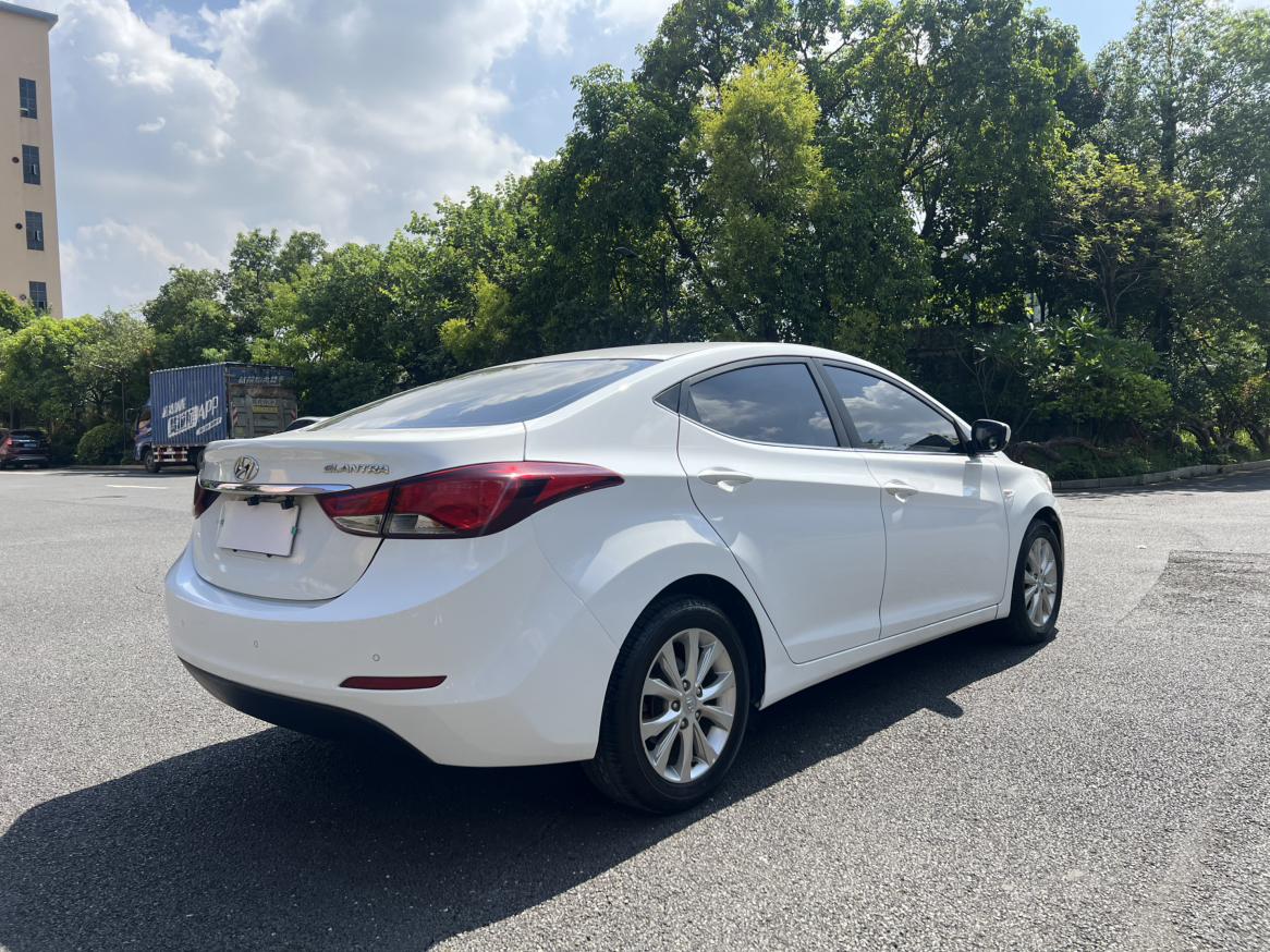 Hyundai Elantra 2016 thumb 3